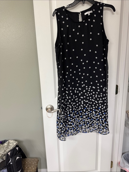 Studio One Dresses & Skirts - Studio One Black Mini Dress with White and Light Blue Dot Gradient